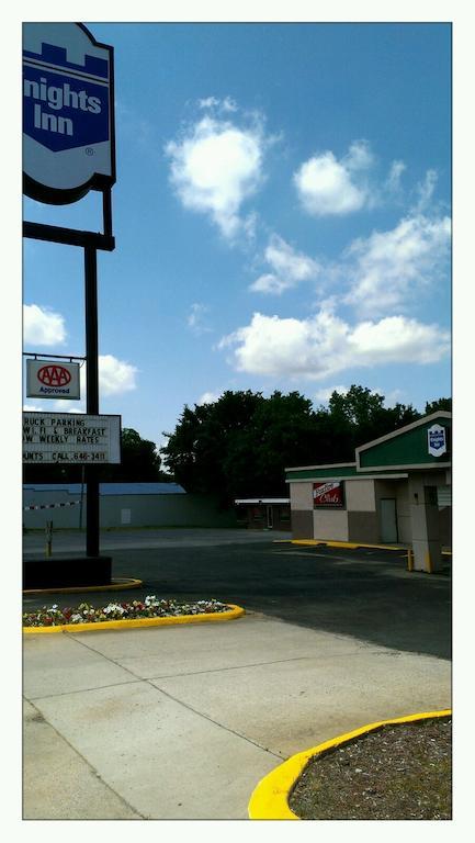 Knights Inn Fort Smith Εξωτερικό φωτογραφία